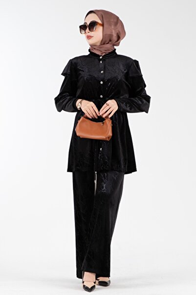 Sevitli Βελούδινο κοστούμι με βολάν στους ώμους-Μαύρο