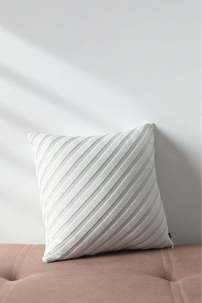FAVORA Κάλυμμα μαξιλαριού ριχτάρι με μοτίβο Boho Special Design - Κρέμα