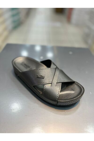 Hacıoğlu Ayakkabı Γυναικείες άνετες παντόφλες Mulex - Με χιαστί λουράκια