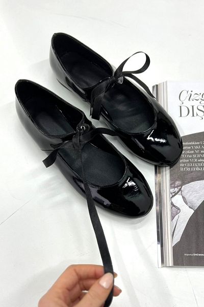 inizio Black Patent Leather Lace-Up Ballerina P9001 Shoes