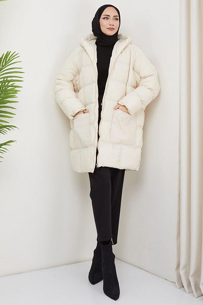 hafsamina Kraşlı Oversize Γεμισμένο Παλτό Κρέμα HM2316