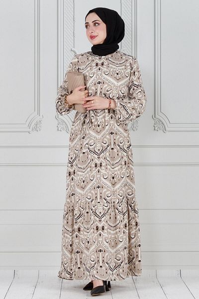 Sevitli Rochie din viscoză din nurcă - model cu motive și design cu centură în talie