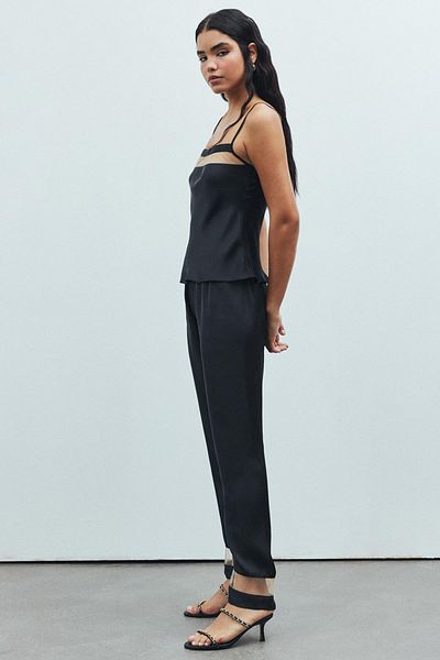 Feu De Elu Set pijama din satin negru - Detaliu din tul Libre, lung cu bretele