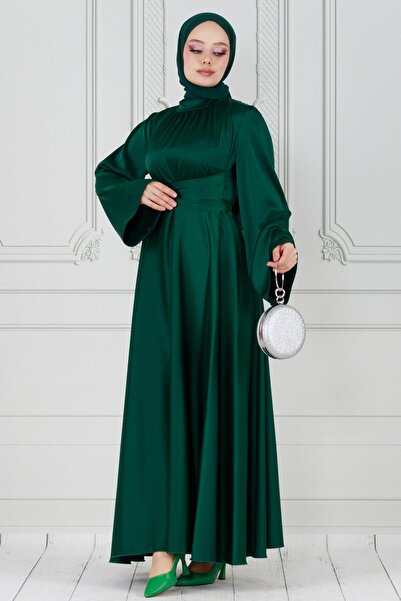 Sevitli Σμαραγδένιο Πράσινο Σατέν Βραδινό Φόρεμα - Φόρεμα Criss-Cross Sash