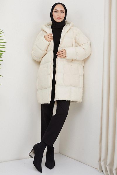 hafsamina Kraşlı Oversize Γεμισμένο Παλτό Κρέμα HM2316