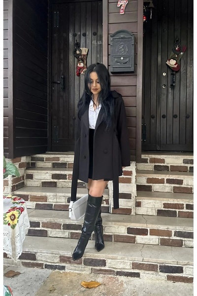 moneta boutique Kadın Önü Düğmeli Astarlı Kısa Kaşe Kaban