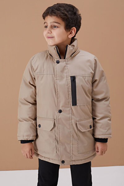 Cansın Mini Krem Kürklü Kapüşonlu Fermuarlı Göğüs Cepli Erkek Çocuk Mont 19099