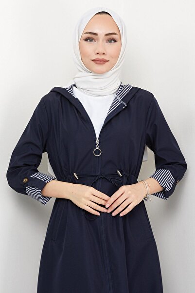 hafsamina Kapüşonlu Çizgili Uzun Trençkot Lacivert HM2332