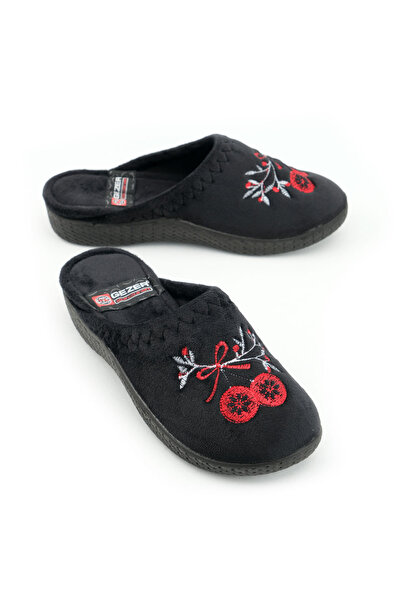 GEZER Winter Women's Embroidered Home Garden Slippers