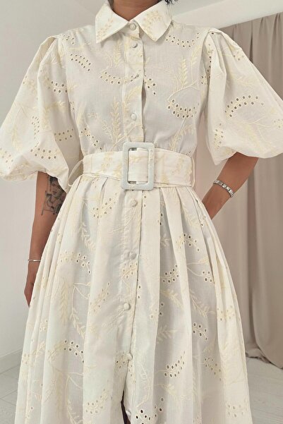 Elbee Fashion Woman Φόρεμα εκρού με πλισέ μανίκι