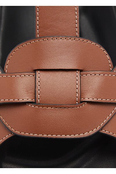 MANGO Woman Kožené páskové sandály