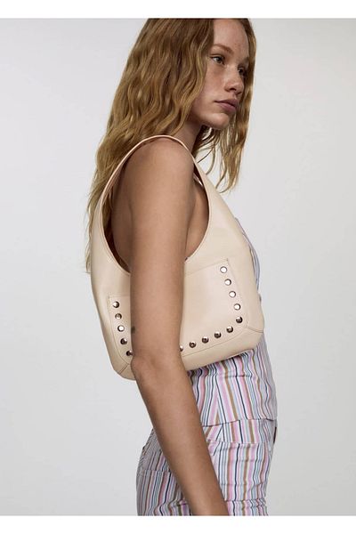 MANGO Woman Ledertasche mit Nieten