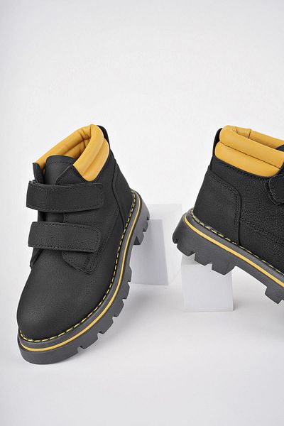 MUGGO Gadget Guaranteed Kids Unisex Comfortable Fit Cold Resistant Velcro Boots