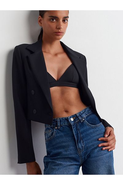 Dilvin 60742 Black Double Breasted Crop Blazer - Buttoned