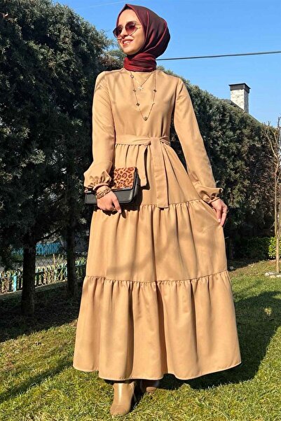 Rabia Şamlı Бежова габардинена рокля