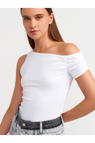 Dilvin 30977 Asymmetrical Patterned White Blouse - Gathered