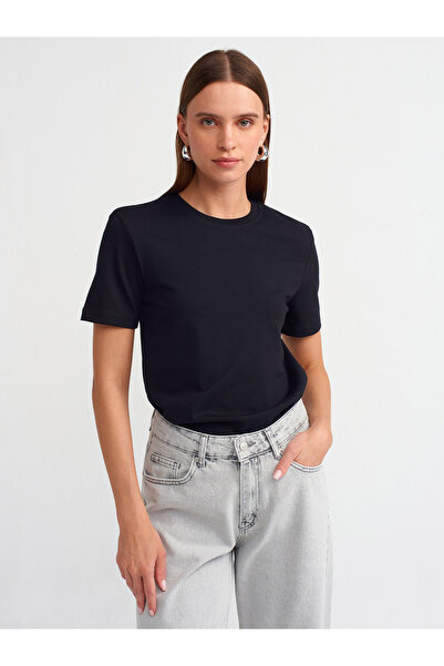 Dilvin 31069 Pamuklu Bisiklet Yaka  T-shirt-Siyah