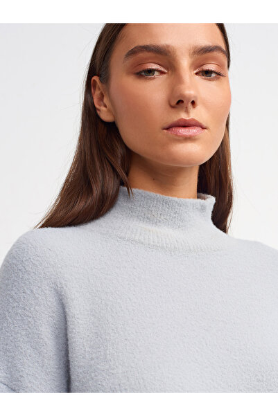 Dilvin 10483 Soft Textured Stand-up Collar Crop Sweater-Grey