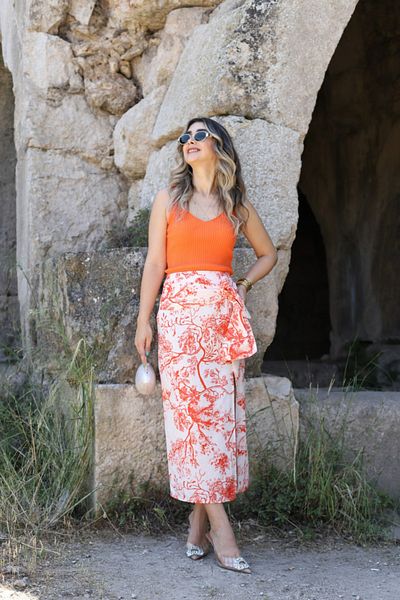 bytugcekaya Red Midi Skirt - Pattern and Knot Detail