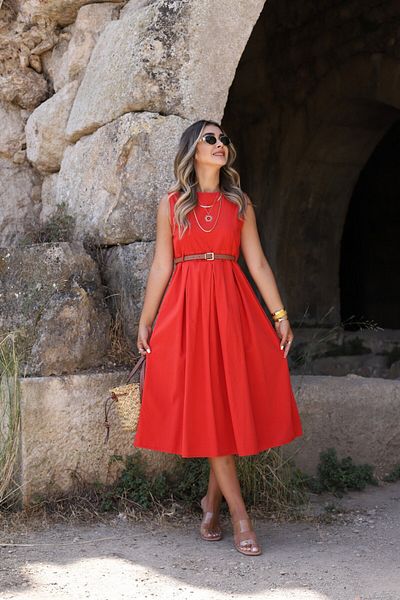 bytugcekaya Rochie plisata rosie cu centura din piele