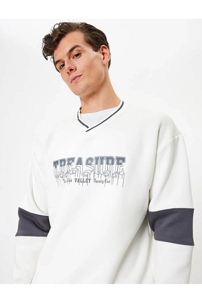 Koton Φούτερ με στάμπα V-Neck Slogan Oversize από βαμβακερό μείγμα - Λεπτομέρεια μανίκι