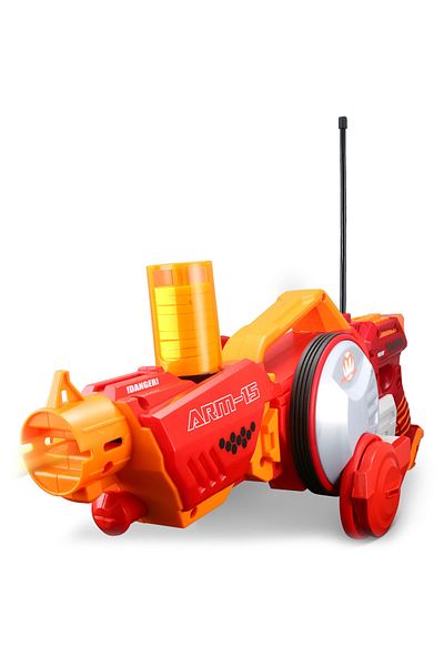 Maisto Tech 1:24 Armered 2in1 Remote Control Car Red