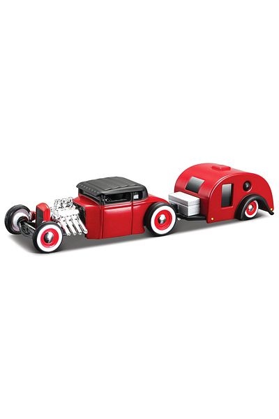 Maisto 1929 Ford Model a / Traveler Trailer 1:64 Toy Car