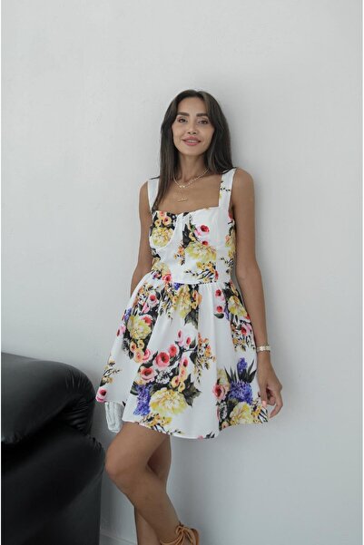 Havoş Λευκό φόρεμα με λουλουδάτο σχέδιο και τιράντες