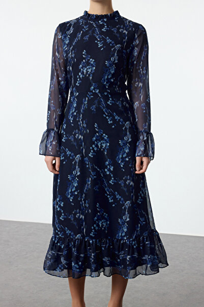 Trendyol Collection Μπλε φλοράλ σχέδιο σε γραμμή Α με όρθιο γιακά με επένδυση από σιφόν υφαντό χειμερινό φόρεμα TWOAW25EL00173