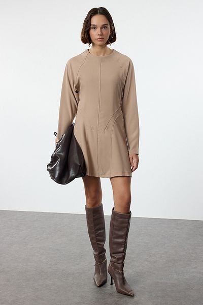 Trendyol Collection Λεπτομερές μίνι υφαντό φόρεμα με ραφές Mink A-line TWOAW25EL00124