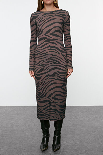 Trendyol Collection Zebra nyomott rugalmas Midi Maxi ruha - színes, testhezálló TWOAW25EL00530