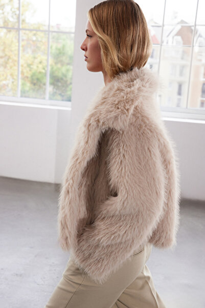 Trendyol Collection Béžový oversize kožich TWOAW25MO00035