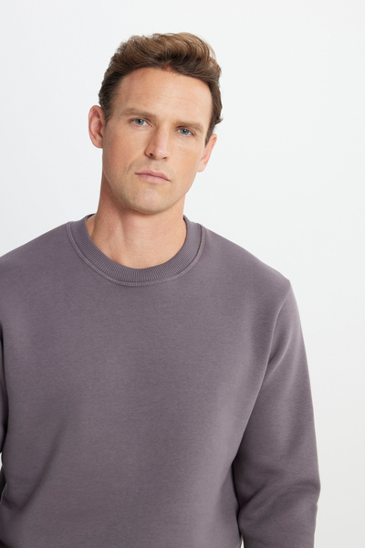 AC&Co / Altınyıldız Classics Erkek Koyu Gri Standart Fit Normal Kesim Içi Polarlı 3 Iplik Bisiklet Yaka Sweatshirt