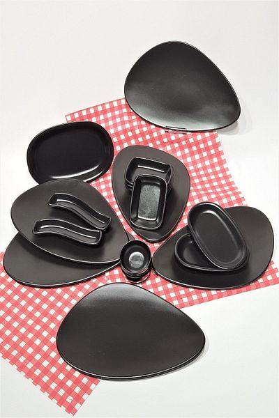 GULHANILE Matte Black Asymmetrical 18 Piece Breakfast Set for 6 People