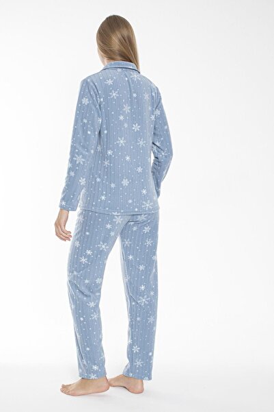 Estiva Kadın Kışlık Kar Desenli Önden Düğmeli Fitilli Polar Pijama Takımı Mavi