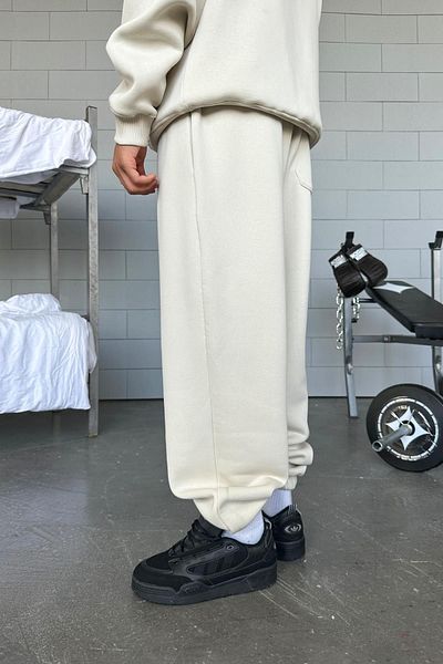 Flaw Wear بنطال رياضي كبير الحجم باللون البيج