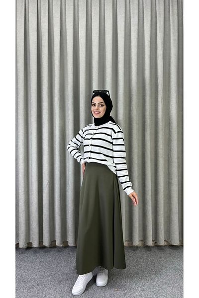 modasusev Ριγέ Πλεκτά Ζακέτα Hijab - Λεπτομέρεια με κουμπί