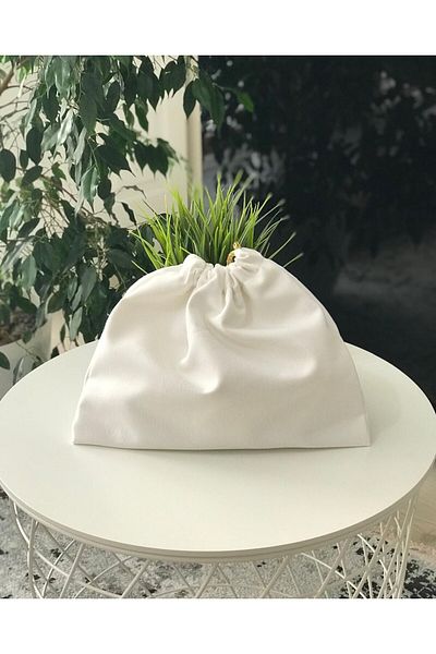 AREV BAGS White Fabric Pouch