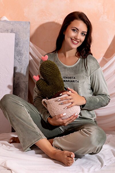 nisaNCa Winter Women's Velvet Pajama Set - Super Soft Series