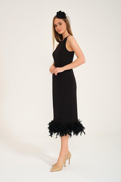 LACASE Midi Length Black Evening Dress with Feather and Otriş Detail