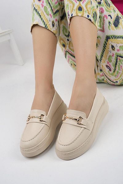 MUGGO Santa Guaranteed Women's Loafer Oval Toe Thick Sole Buckle Casual Loafers