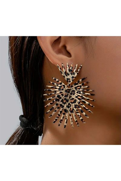 Homedesignconseptt Leopard Patterned Metal Earrings - Stylish and Comfortable