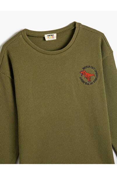 Koton Μπλουζάκι με λαιμόκοψη για αγόρι