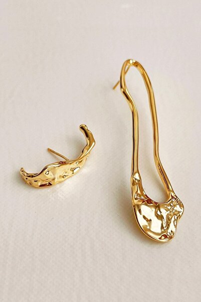 Dora Accessories اثنين من الأذن تصميم مختلف أقراط الذهب اللون