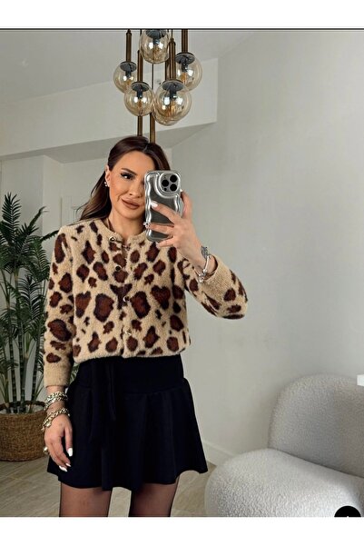 manana fashion Cardigan de blană cu nasturi cu model leopard auriu