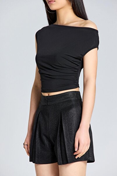 boutiquen 2627 Boat Neck Black Blouse