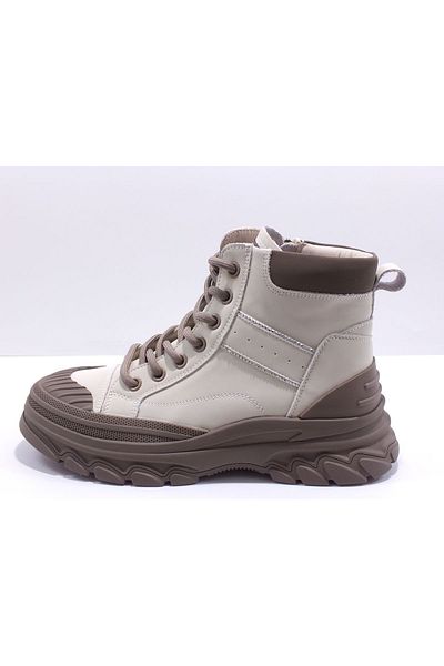 Guja 24K311-2 - Δερμάτινες μπότες με πέτρινη λεπτομέρεια, η μορφή είναι μικρή με 1