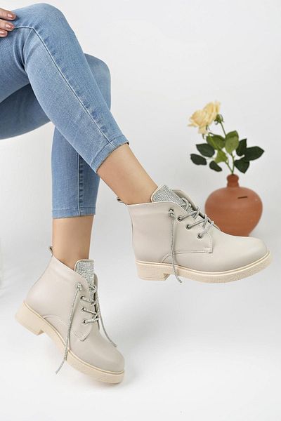 MUGGO Spark Guaranteed Stoned Lace Up Women's Boots