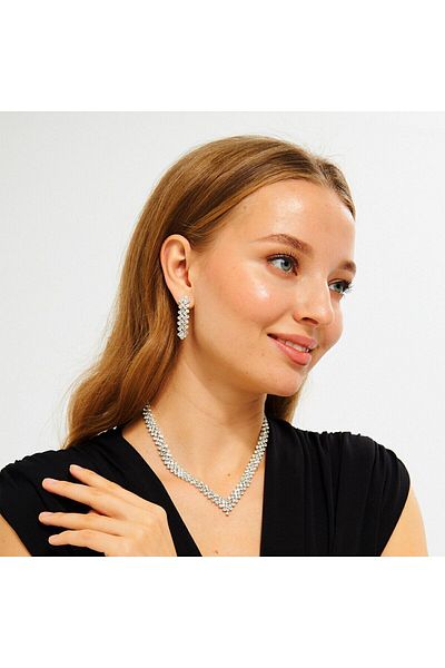 Flaner Paris Aksesuar Cross string v model choker necklace and earrings