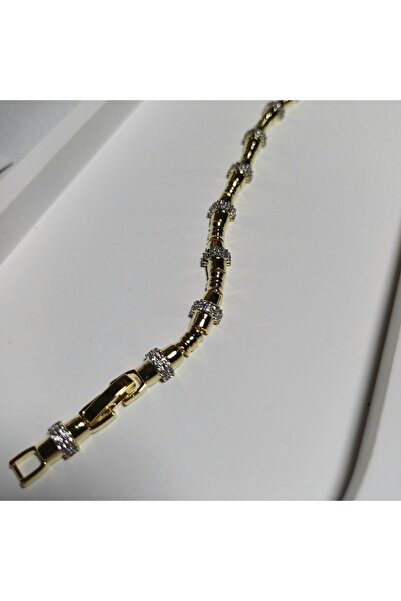 NİLGE AKSESUAR SERENAY LEYLA SERİSİ SİLİNDİR ZİRKON TAŞLI GOLD BİLEKLİK